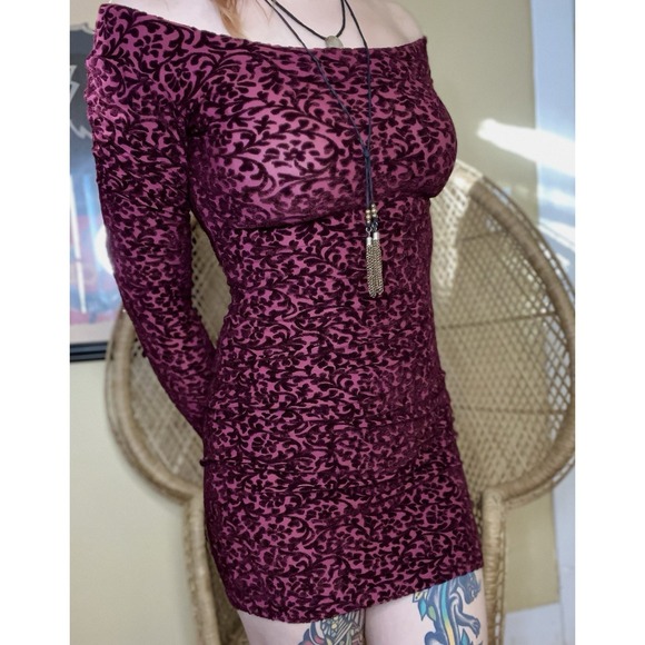Betsey Johnson Dresses & Skirts - Vintage Y2K Betsey Johnson Velvet Floral Bodycon  Dress Burgundy  Long Sleeve S